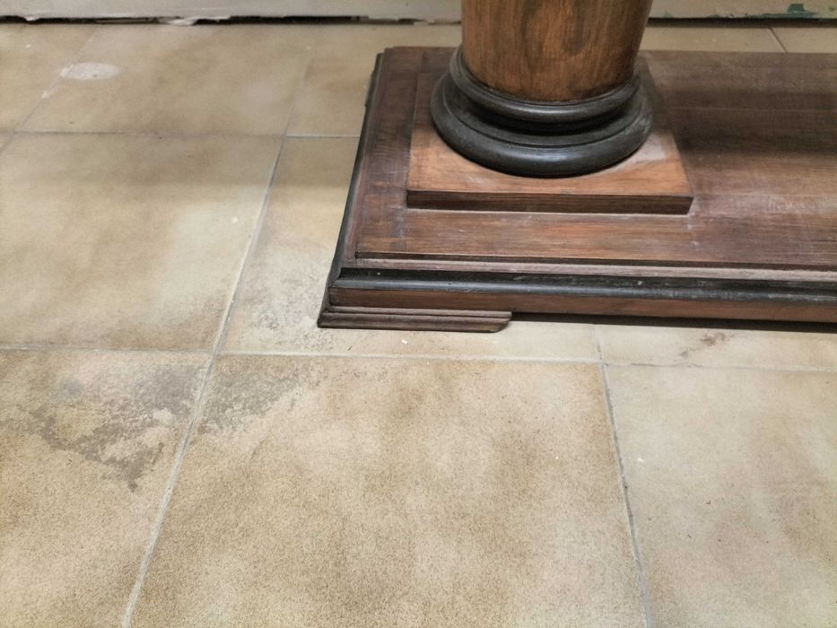 Altar (mesa de celebração) para capela ou igreja