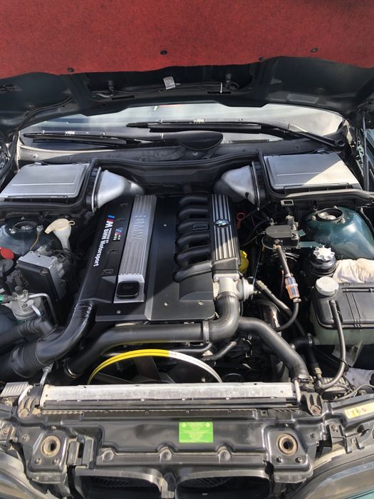 BMW 525 TDS седан