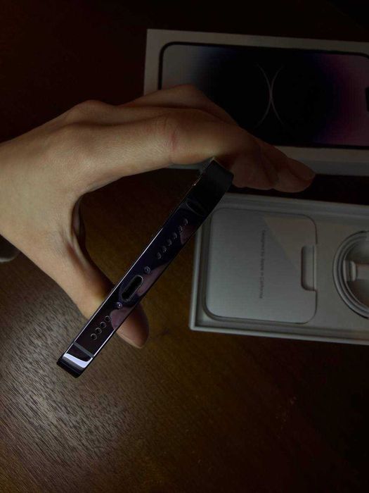 iPhone 14 Pro Max Roxo 256GB