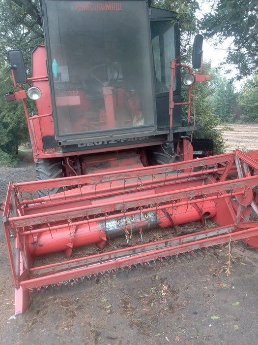 Комбайн Deutz Fahr m660