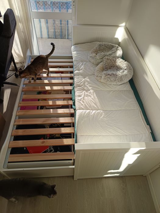 Cama Divã IKEA HEMNES Branca (80x200 / 160x200) + Colchão VESTERÖY Grátis