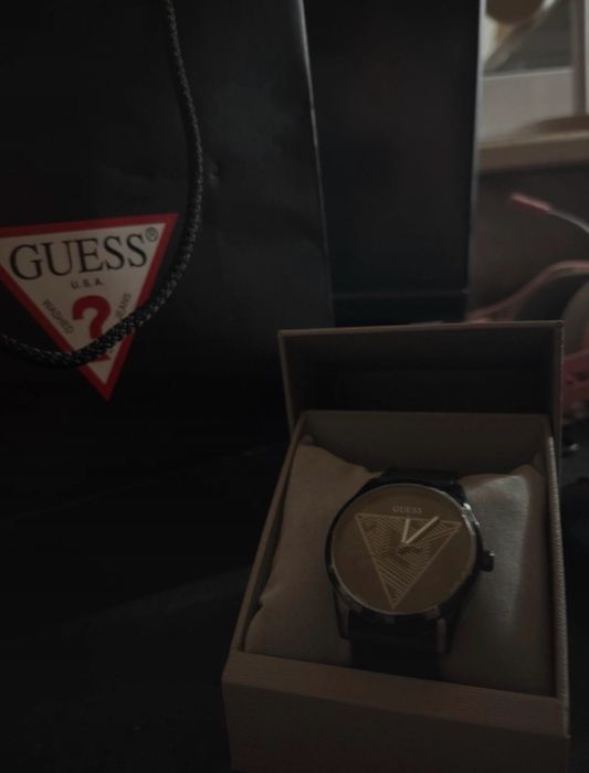 Nowy męski zegarek Guess