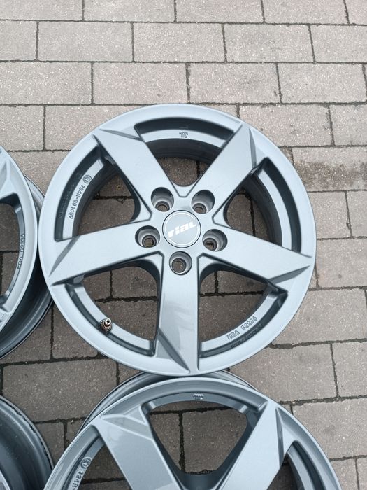 Komplet felg aluminiowych Rial Germany 5x100 ET40 15" Skoda VW