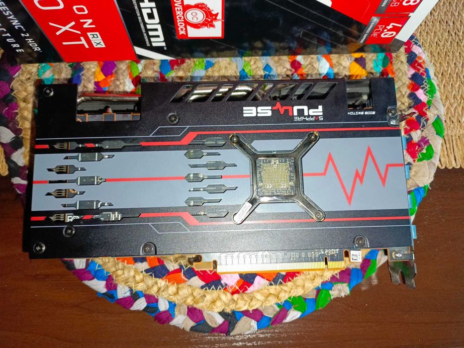 SAPPHIRE RX5700XT 8GB GDDR6 - pudło, bdb stan!