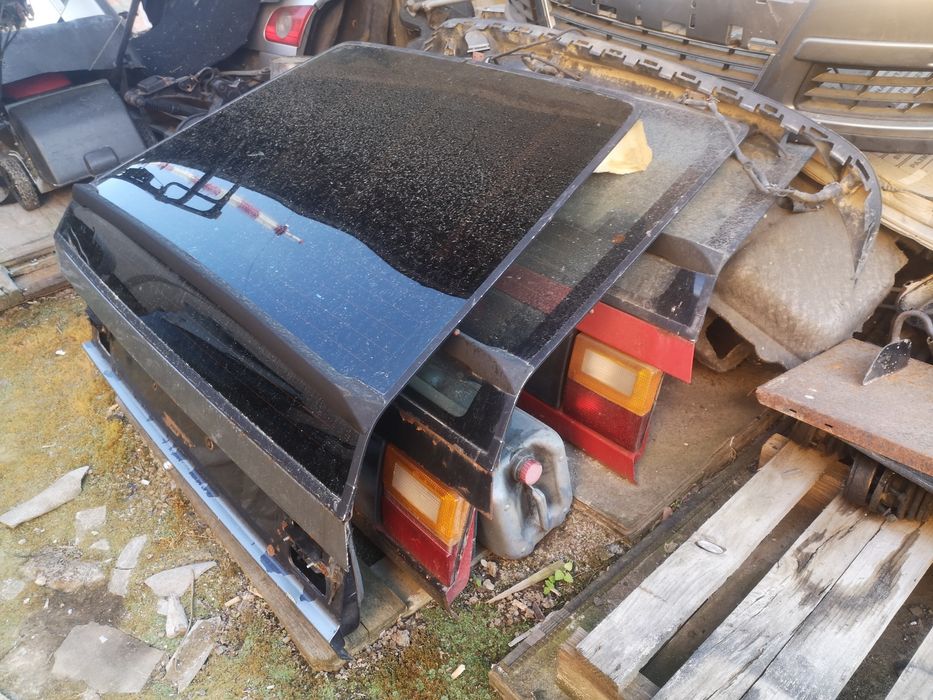 Крышка багажника Ляда Ауди 100 с3 AUDI 100 C3 Avant