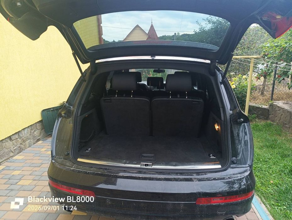 продається авто ауді Q7