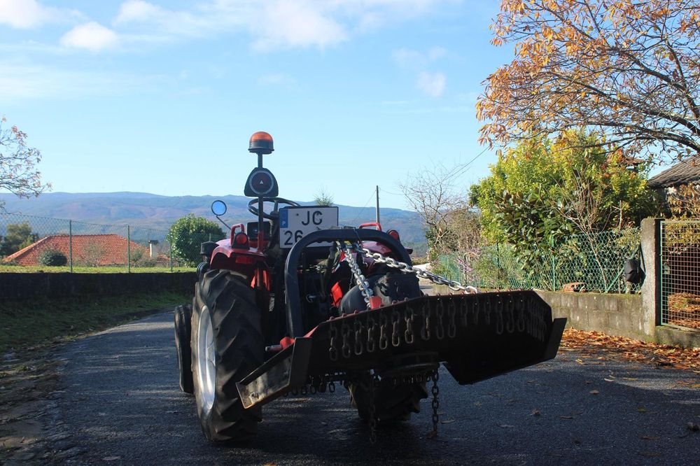 Vendo Trator Yanmar YM186D Diesel  - Tração Simples (Preço Negociável)