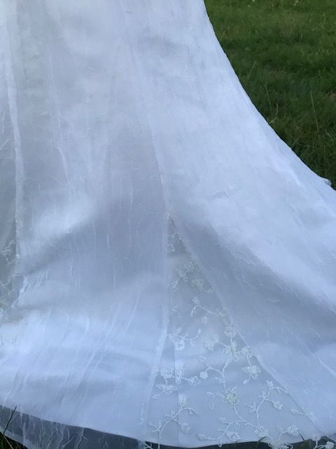 Suknia ślubna + welon, halka i bolerko rozmiar 36/38