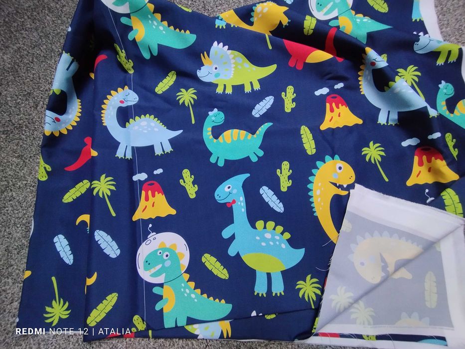 Tkanina dekoracyjna dinozaury