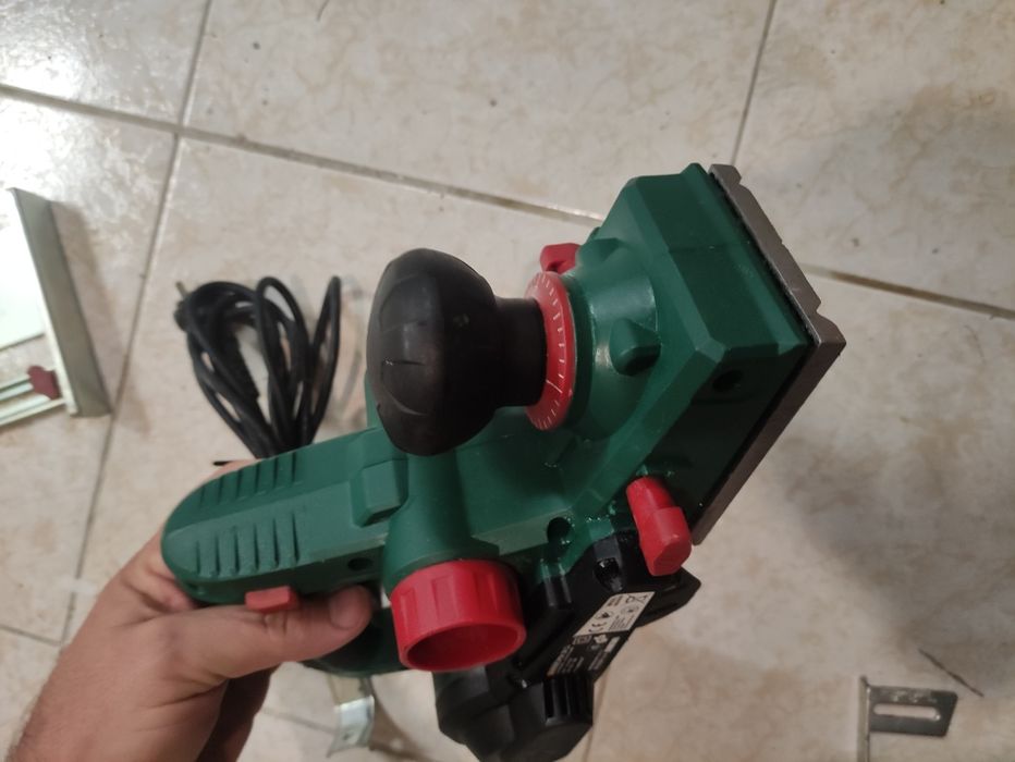 Plaina eléctrica Parkside