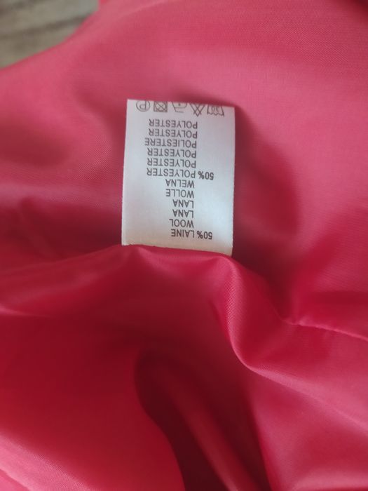 Płaszcz dwurzędowy 50% welna z paskiem , dopasowany