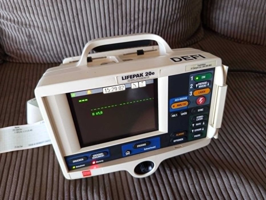 Defibrylator Physio Control Lifepak 20e ( 2014r )