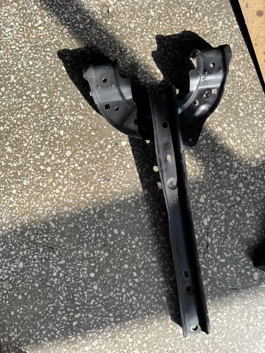 Wzmocnienie belka Lexus CT lift