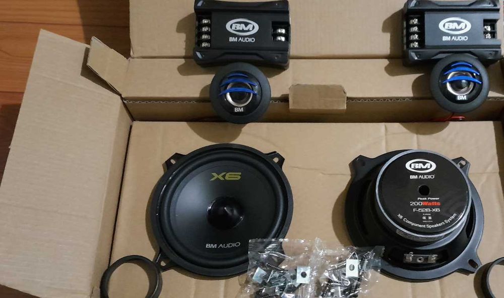 Акустика динаміки колонки серії bm audio х6 13см 200ват