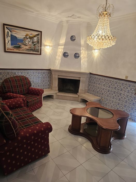 Quarto para arrendar Paio pires