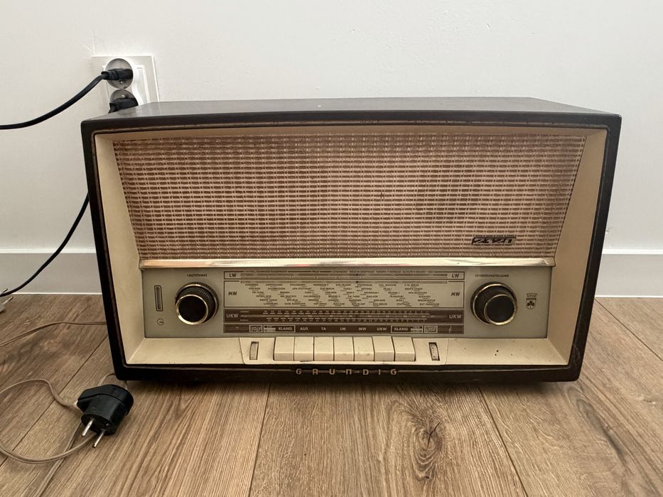 Stare radio Grundig