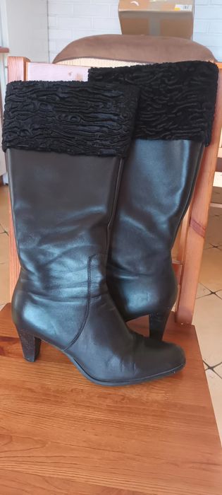 Długie kozaki Wojas ze skóry