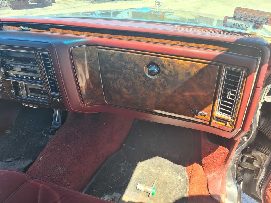 schowek pasażera Cadillac Brougham 1992r