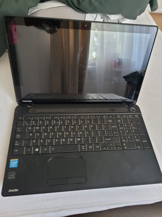 Laptop toshiba satellite