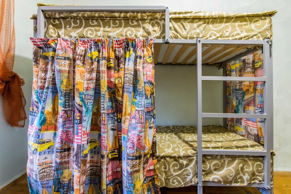 Хостел возле м. Святошино – уютная комната с интернетом.