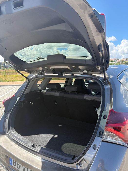 Toyota Auris Touring Sports 1.8  Hybrid GPL