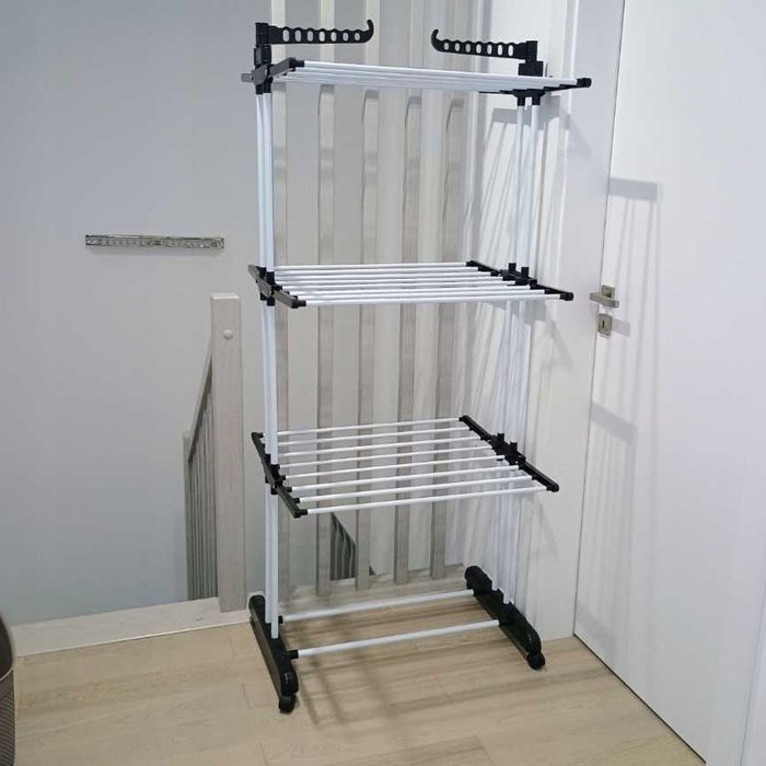 Duża Mocna Suszarka Na Pranie Składana Pionowa Stojąca Czarna Biała