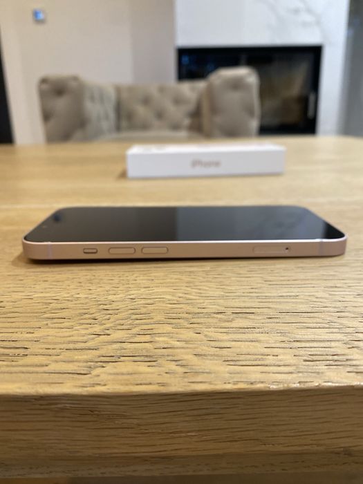 iPhone 13 różowy