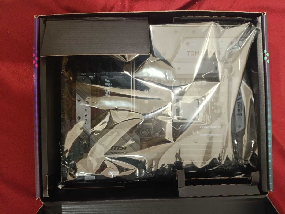 Zestaw i7-9700f, MSI Z390 TOMAHAWK