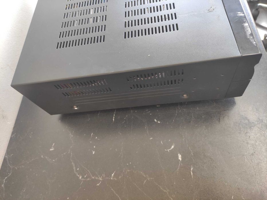 Wzmacniacz Karaoke VocoPro DA-3900K 200W 2xWejścia mikrofonowe