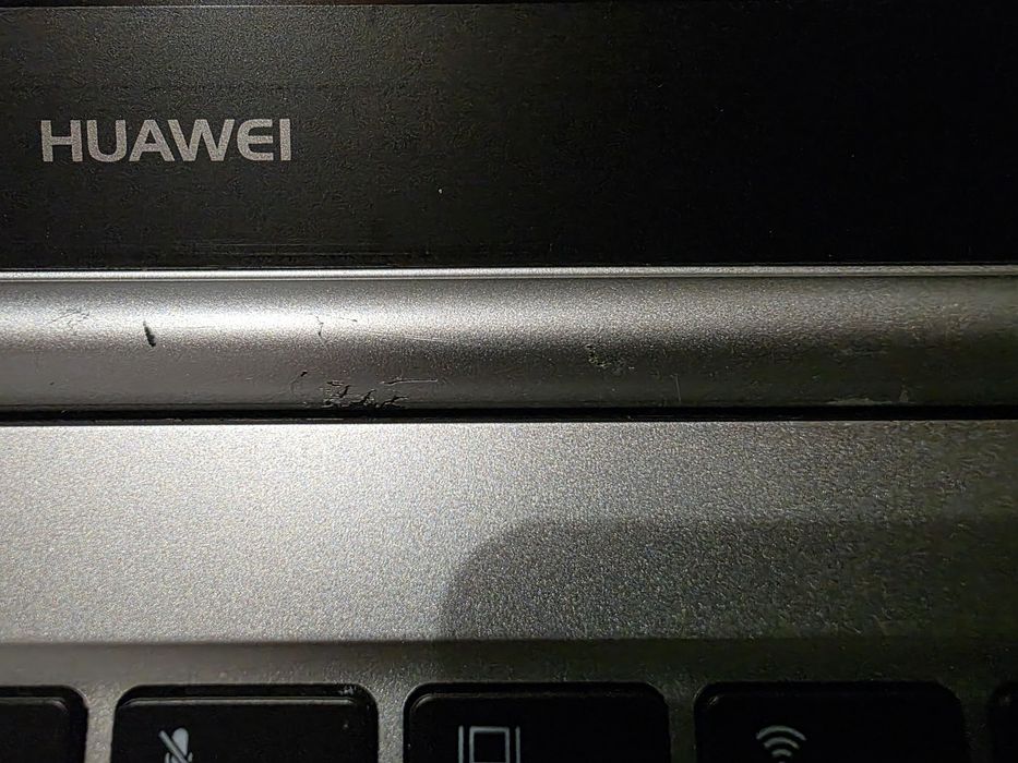 Huawei D14 Ryzen/8GB/240SSD