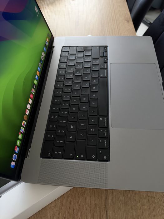 Macbook Pro 16 M2 Pro 1 TB Jak Nowy