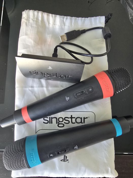 Microfones sing star ps2
Com fios 10 euros
Sem fios 15 euros 
Mais por