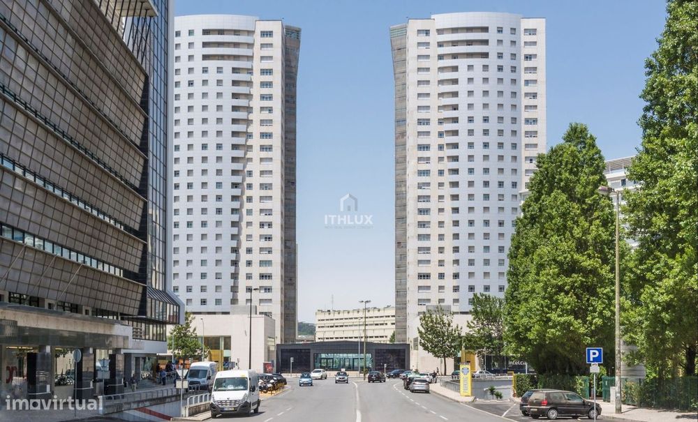 Apartamento T1 no Condomínio Privado Twin Towers – Campolide, Lisboa