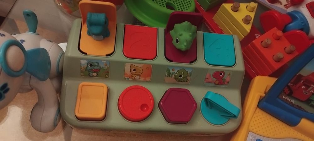 Varios brinquedos