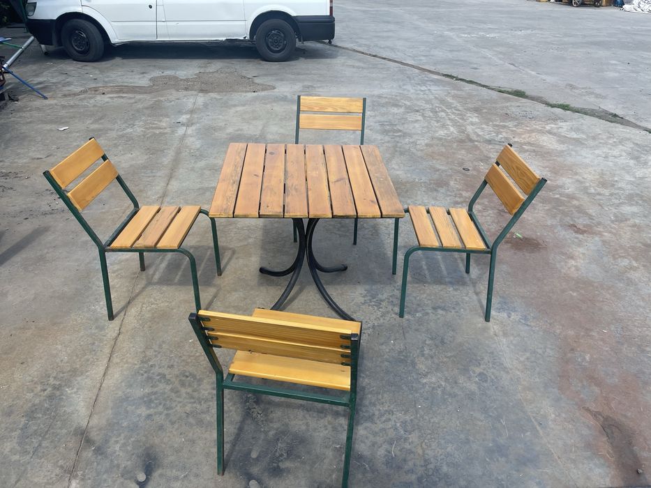 Стулья столы зонты шаьоы палатки холодильники Холодильное оборудование