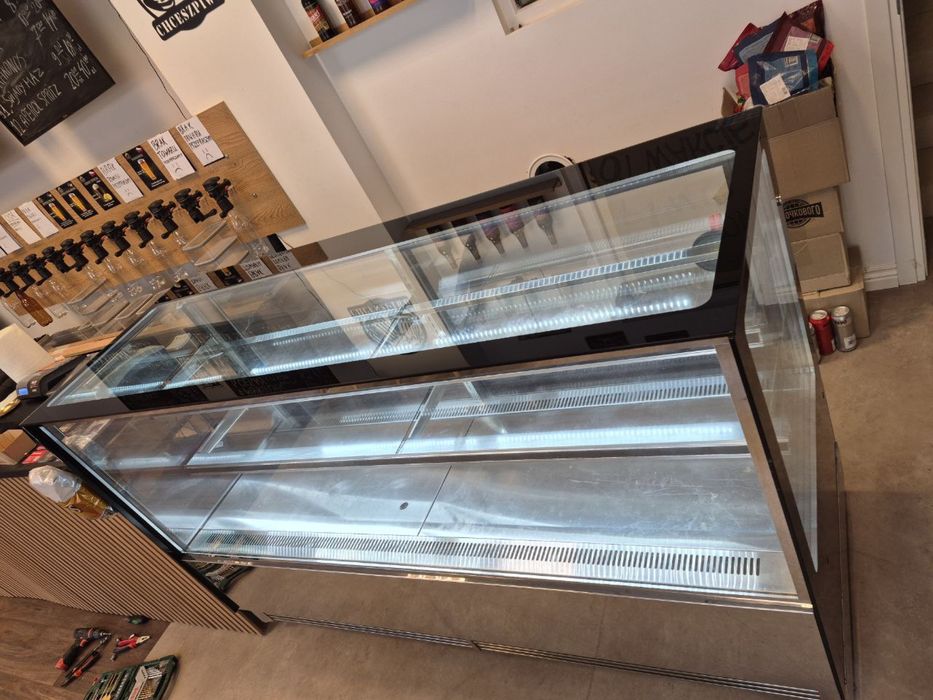 Sprzedam lodówkę – stan idealny