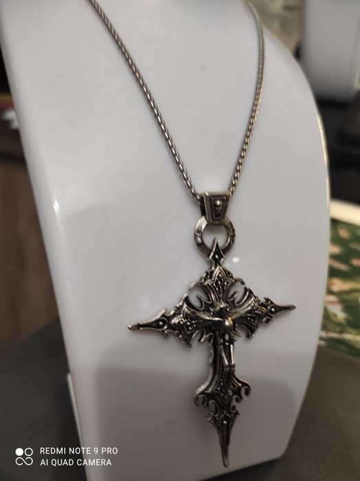 Naszyjnik w stylu gotyckim vintage