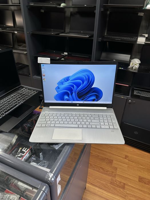Офісний ,для навчяння, для розваг.Ноутбук 2023 року. Hp intel i3 - 11 покоління FullHd