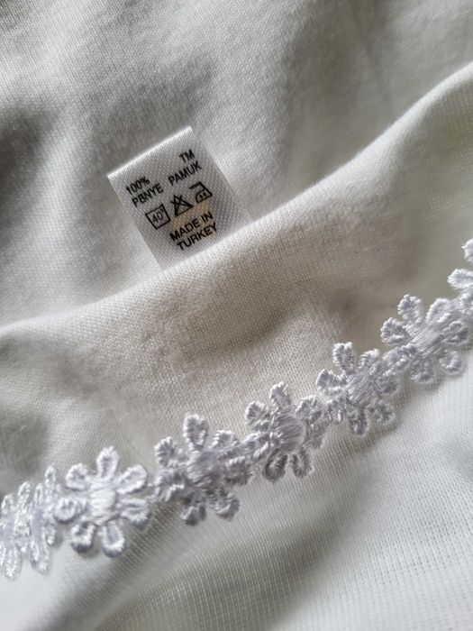 Podkoszulek koszulka top na naramkach biały nowy