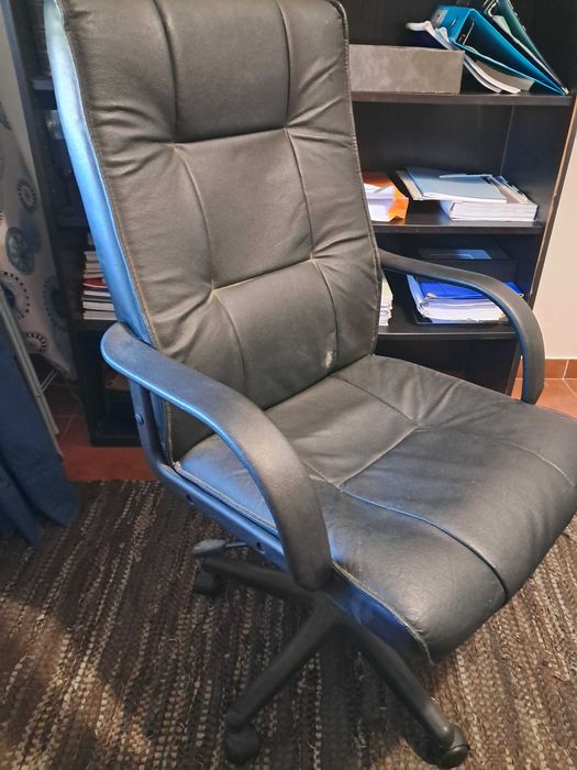 Cadeira de secretaria