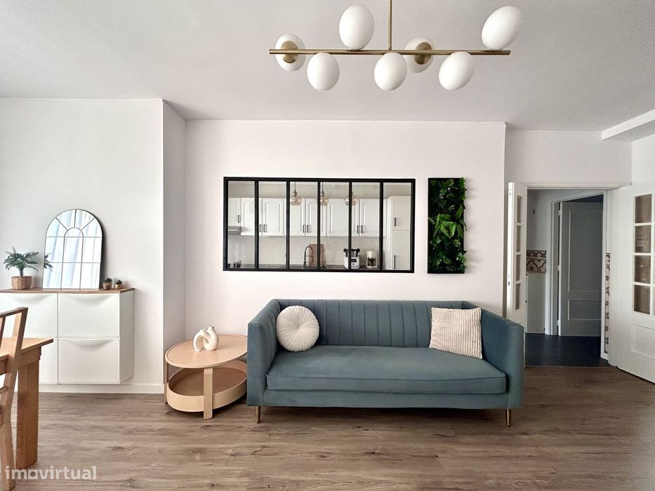 Apartamento T2 totalmente mobilado Paredes centro/estação