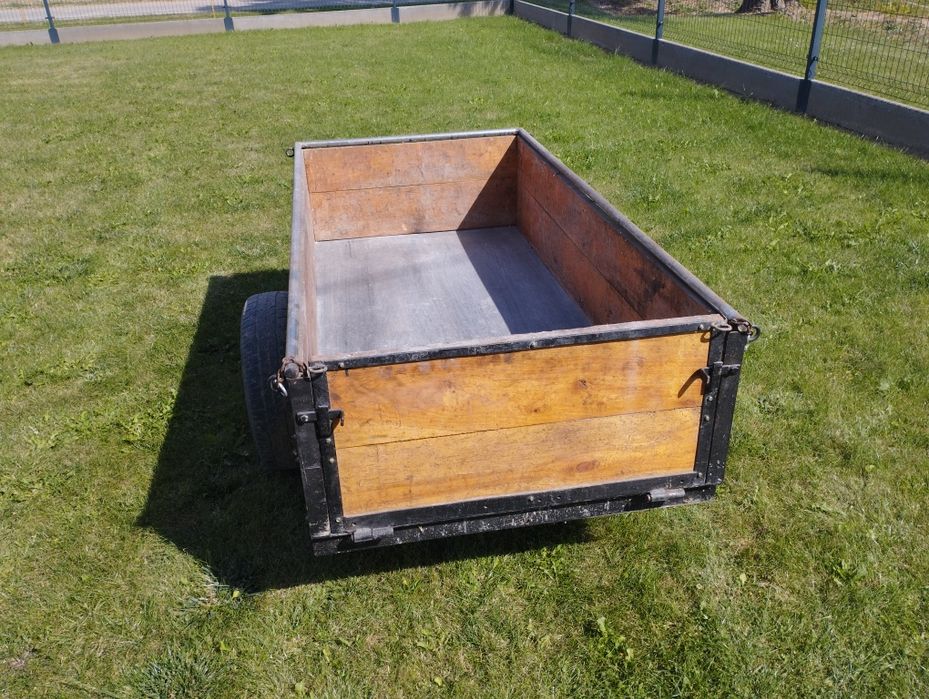 Przyczepka  dwukołowa  samoróbka