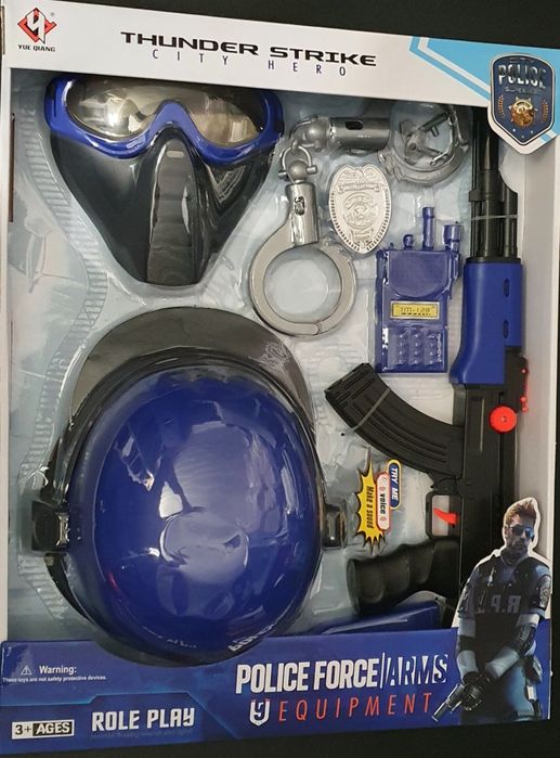 Promoção - kit de Polícia e telefone vermelho