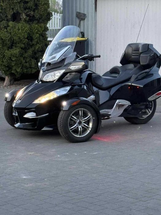 Can-am spayder RT -2011 r