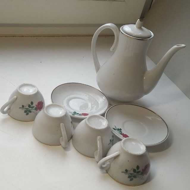 Набір дитячого іграшкового посуду для ляльок. Порцеляна, часів СРСР