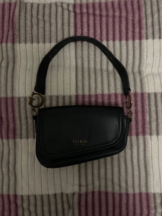 НОВААА  сумка Bershka Стан шикарний  шкіра 1100 грн .Сумка GUESS оріг