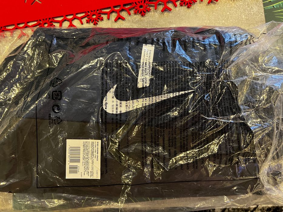 Torba Nike Academy Team granatowa CU8097.410 pojemność 41 litry