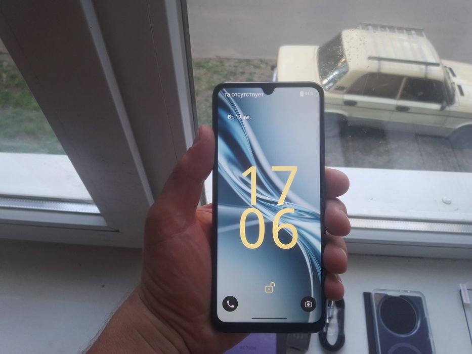 Меняю  новый смартфон III F 15 с низким SAR