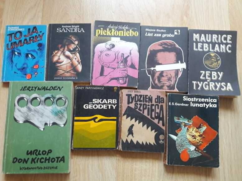 Zestaw książek kryminalnych i dramatycznych z lat PRL-u