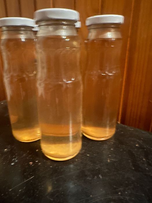 Sok z kwiatów akacji